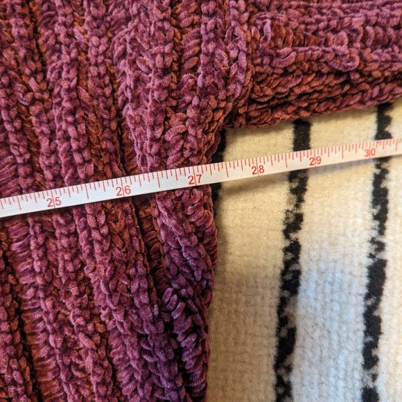 Maroon Velvet Knit Crop Sweater - Picture 3 of 4